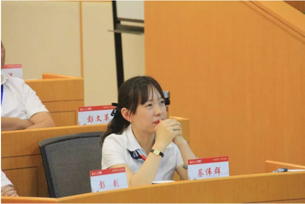 湖南望城縣雷鋒汽車運輸有限公司,長沙城市交通,校車運營,安保服務(wù),新能源科技