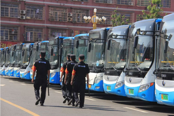 湖南望城縣雷鋒汽車運輸有限公司,長沙城市交通,校車運營,安保服務(wù),新能源科技