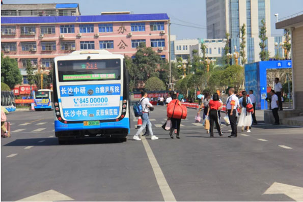 湖南望城縣雷鋒汽車運輸有限公司,長沙城市交通,校車運營,安保服務(wù),新能源科技