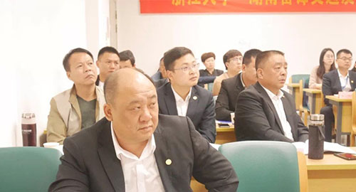 湖南望城縣雷鋒汽車運(yùn)輸有限公司,長沙城市交通,校車運(yùn)營,安保服務(wù),新能源科技