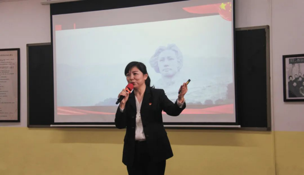 長(zhǎng)沙市瑞文木制品有限公司,長(zhǎng)沙木材加工,仿古門窗生產(chǎn),木雕掛件銷售,中國(guó)古典風(fēng)格室內(nèi)外裝飾設(shè)計(jì) 長(zhǎng)沙市瑞文木制品有限公司,長(zhǎng)沙木材加工,仿古門窗生產(chǎn),木雕掛件銷售,中國(guó)古典風(fēng)格室內(nèi)外裝飾設(shè)計(jì)