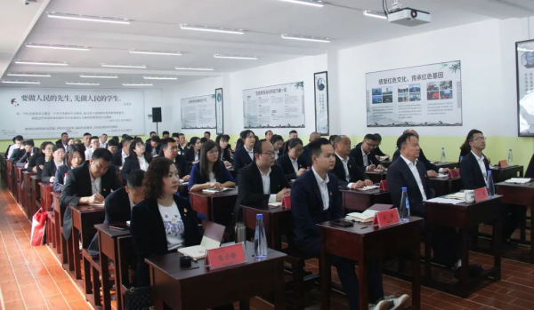 長(zhǎng)沙市瑞文木制品有限公司,長(zhǎng)沙木材加工,仿古門窗生產(chǎn),木雕掛件銷售,中國(guó)古典風(fēng)格室內(nèi)外裝飾設(shè)計(jì) 長(zhǎng)沙市瑞文木制品有限公司,長(zhǎng)沙木材加工,仿古門窗生產(chǎn),木雕掛件銷售,中國(guó)古典風(fēng)格室內(nèi)外裝飾設(shè)計(jì)