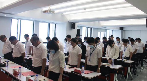 湖南駿達(dá)集團(tuán)有限公司,長沙城市交通,校車運(yùn)營,安保服務(wù),新能源科技 湖南駿達(dá)集團(tuán)有限公司,長沙城市交通,校車運(yùn)營,安保服務(wù),新能源科技