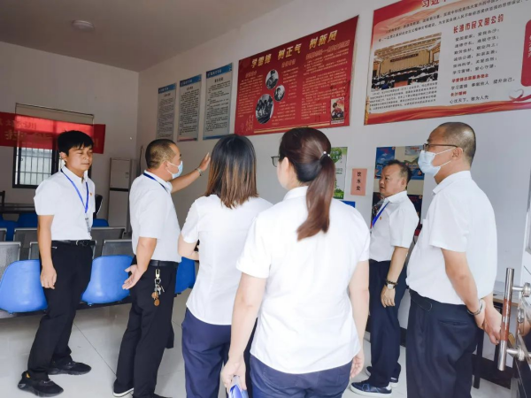 湖南駿達集團有限公司,長沙城市交通,校車運營,安保服務(wù),新能源科技 湖南駿達集團有限公司,長沙城市交通,校車運營,安保服務(wù),新能源科技