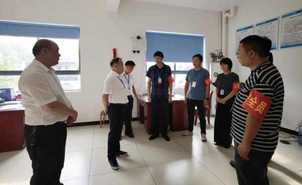 湖南駿達集團有限公司,長沙城市交通,校車運營,安保服務(wù),新能源科技 湖南駿達集團有限公司,長沙城市交通,校車運營,安保服務(wù),新能源科技