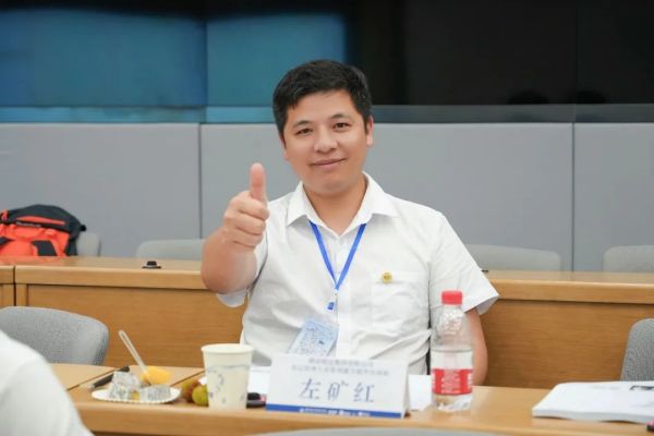 湖南駿達(dá)集團(tuán)有限公司,長沙城市交通,校車運(yùn)營,安保服務(wù),新能源科技 湖南駿達(dá)集團(tuán)有限公司,長沙城市交通,校車運(yùn)營,安保服務(wù),新能源科技