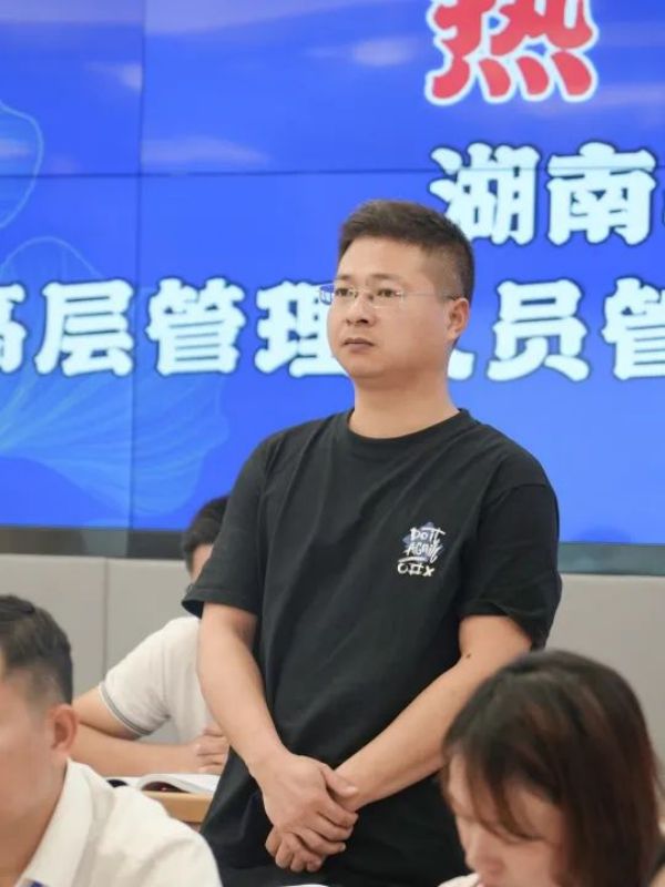湖南駿達(dá)集團(tuán)有限公司,長沙城市交通,校車運(yùn)營,安保服務(wù),新能源科技 湖南駿達(dá)集團(tuán)有限公司,長沙城市交通,校車運(yùn)營,安保服務(wù),新能源科技