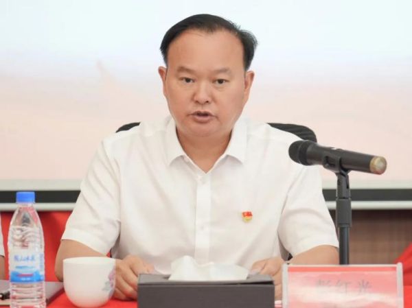 湖南駿達(dá)集團(tuán)有限公司,長沙城市交通,校車運(yùn)營,安保服務(wù),新能源科技 湖南駿達(dá)集團(tuán)有限公司,長沙城市交通,校車運(yùn)營,安保服務(wù),新能源科技