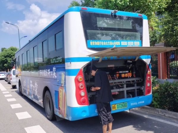 湖南駿達(dá)集團(tuán)有限公司,長(zhǎng)沙城市交通,校車運(yùn)營(yíng),安保服務(wù),新能源科技