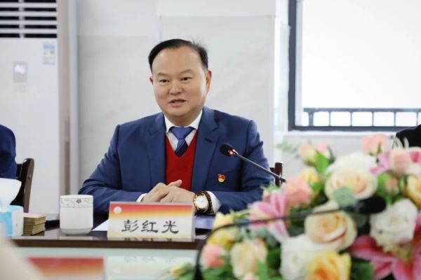 湖南駿達(dá)集團(tuán)有限公司,長(zhǎng)沙城市交通,校車運(yùn)營(yíng),安保服務(wù),新能源科技 湖南駿達(dá)集團(tuán)有限公司,長(zhǎng)沙城市交通,校車運(yùn)營(yíng),安保服務(wù),新能源科技