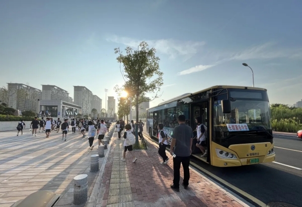 湖南駿達(dá)集團(tuán)有限公司,長沙城市交通,校車運營,安保服務(wù),新能源科技