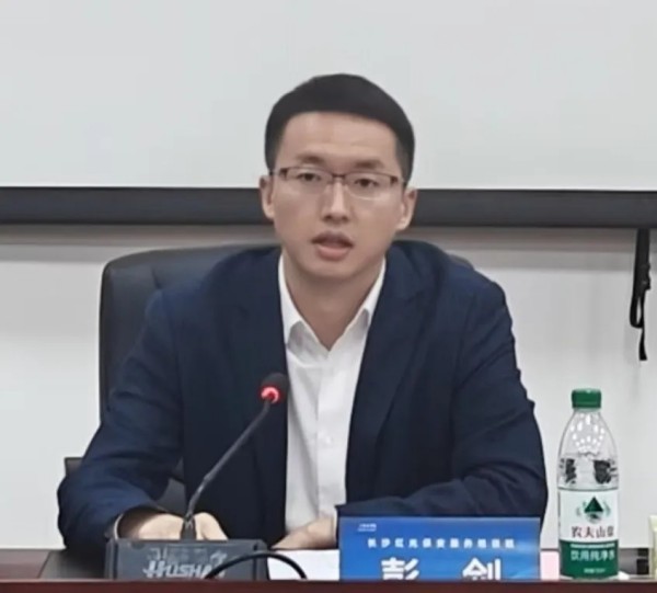 湖南駿達集團有限公司,長沙城市交通,校車運營,安保服務(wù),新能源科技 湖南駿達集團有限公司,長沙城市交通,校車運營,安保服務(wù),新能源科技