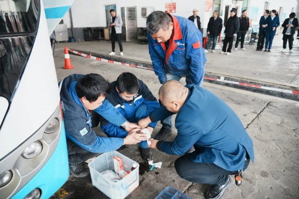 湖南駿達集團有限公司,長沙城市交通,校車運營,安保服務,新能源科技 湖南駿達集團有限公司,長沙城市交通,校車運營,安保服務,新能源科技