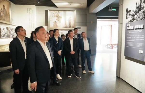 湖南駿達(dá)集團(tuán)有限公司,長(zhǎng)沙城市交通,校車(chē)運(yùn)營(yíng),安保服務(wù),新能源科技 湖南駿達(dá)集團(tuán)有限公司,長(zhǎng)沙城市交通,校車(chē)運(yùn)營(yíng),安保服務(wù),新能源科技