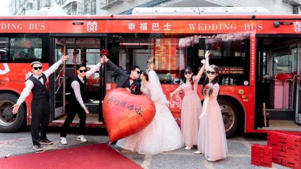 湖南駿達(dá)集團(tuán)有限公司,長沙城市交通,校車運(yùn)營,安保服務(wù),新能源科技 湖南駿達(dá)集團(tuán)有限公司,長沙城市交通,校車運(yùn)營,安保服務(wù),新能源科技