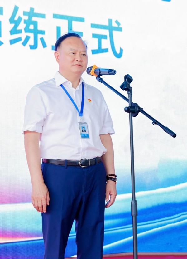 湖南駿達(dá)集團(tuán)有限公司,長沙城市交通,校車運(yùn)營,安保服務(wù),新能源科技 湖南駿達(dá)集團(tuán)有限公司,長沙城市交通,校車運(yùn)營,安保服務(wù),新能源科技