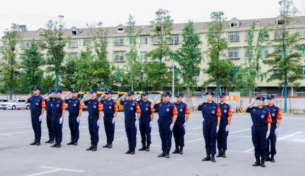 湖南駿達(dá)集團(tuán)有限公司,長沙城市交通,校車運(yùn)營,安保服務(wù),新能源科技 湖南駿達(dá)集團(tuán)有限公司,長沙城市交通,校車運(yùn)營,安保服務(wù),新能源科技