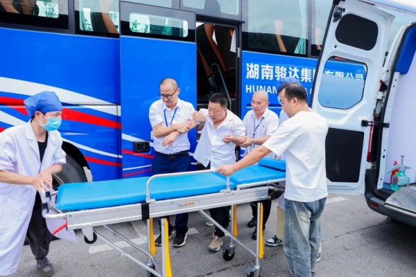 湖南駿達(dá)集團(tuán)有限公司,長沙城市交通,校車運(yùn)營,安保服務(wù),新能源科技 湖南駿達(dá)集團(tuán)有限公司,長沙城市交通,校車運(yùn)營,安保服務(wù),新能源科技