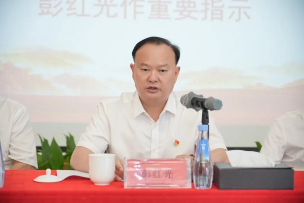 湖南駿達集團有限公司,長沙城市交通,校車運營,安保服務(wù),新能源科技 湖南駿達集團有限公司,長沙城市交通,校車運營,安保服務(wù),新能源科技